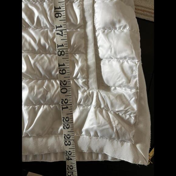 Lilly Pulitzer Women's Beautiful Fitted Puffer Jacket Long Sleeve White Size M - Picture 8 of 8